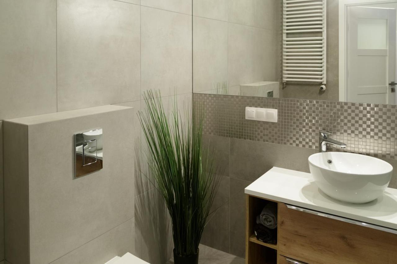 Modern Silver Apartment Krakau Buitenkant foto