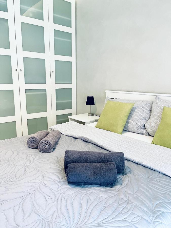 Modern Silver Apartment Krakau Buitenkant foto